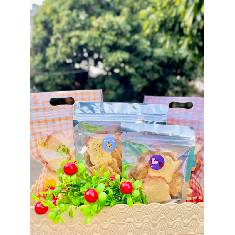 ภาพเพิ่มเติมของ ขนมปังกรอบ🧁🔥ส่งของทุกวัน🚚 🥰เก็บโค้ดส่งฟรีด้วยนะค่ะ🥰มี5รสชาติ กรอบ หอม อร่อย สามารถเก็บไว้ได้นานค่ะ