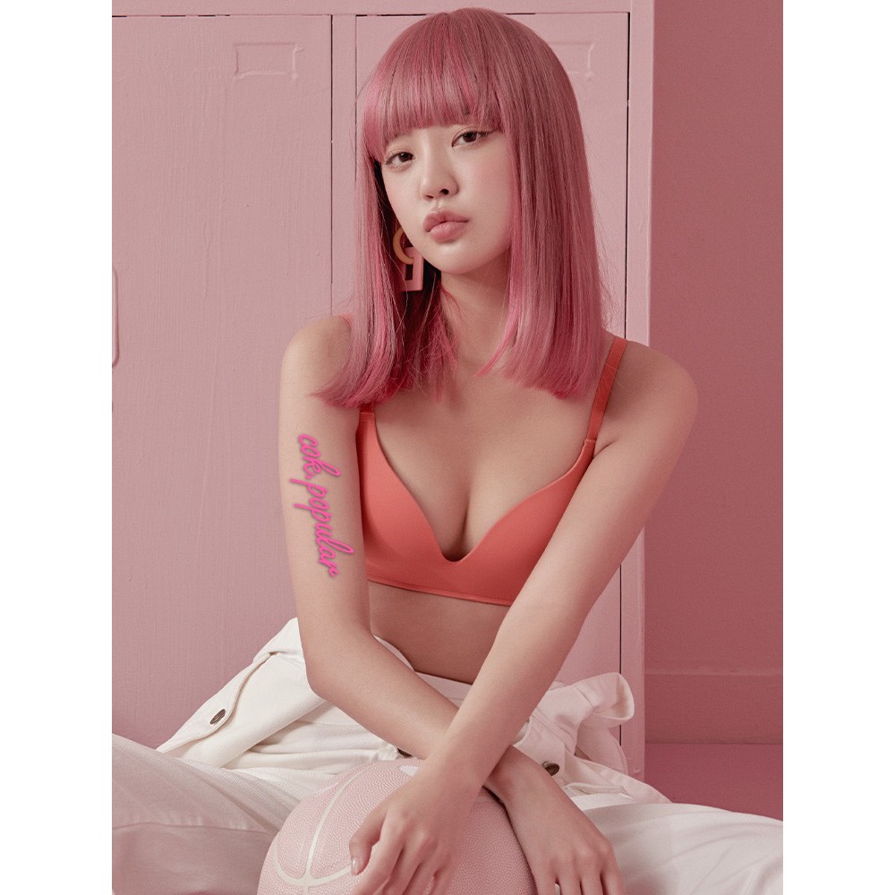 ภาพเพิ่มเติมของ #023 มี12สี 👙บราไร้โครง 👙มีฟองดันทรงในตัว เนื้อผ้าใส่สบาย 👙จัดส่งเร็ว1-2วัน COK