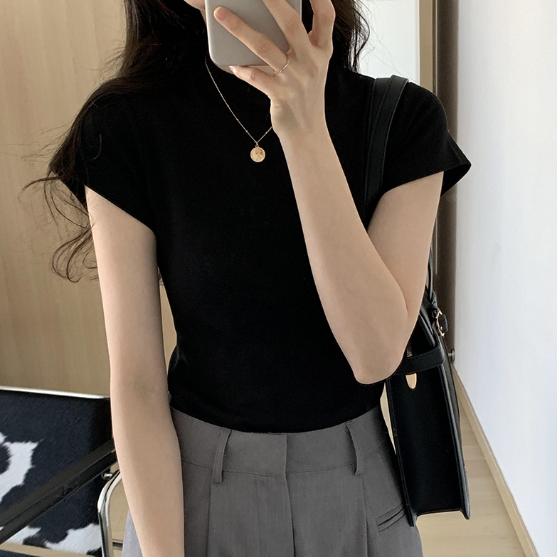 ภาพเพิ่มเติมของ Bella🌻เสื้อยืดผู้หญิง คอกลมแขนสั้น สีทึบ แฟชั่น