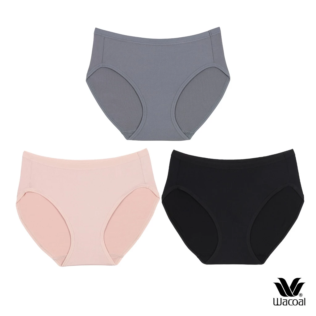 ภาพเพิ่มเติมของ Wacoal Surprise Panty กางเกงในใส่สบายวาโก้ รูปแบบ Bikini แพ็ค 3 ชิ้น รุ่น WU1C34/WU1T34 สีเบจ-ดำ-เทา (GY)