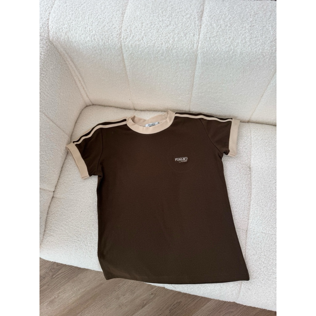 ภาพเพิ่มเติมของ Tunoo Two-tone เสื้อยืดคอกลม ทูโทนแถบข้าง PEAR.WD