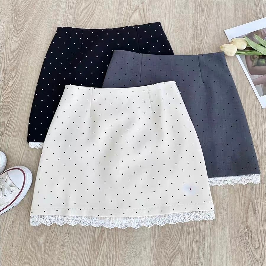 ภาพเพิ่มเติมของ รุ่นยอดฮิต Short polka dot skirt กระโปรงขาสั้น กระโปรงลายจุด แต่งลูกไม้ สาวไซซ์เล็ก สาวอวบใส่ได้