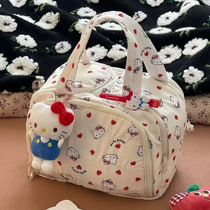 ภาพเพิ่มเติมของ กระเป๋าแต่งหน้า Hello Kitty สุดน่ารัก – กระเป๋าเก็บเครื่องสําอางมือแบบพกพาสําหรับผู้หญิงและผู้ชาย
