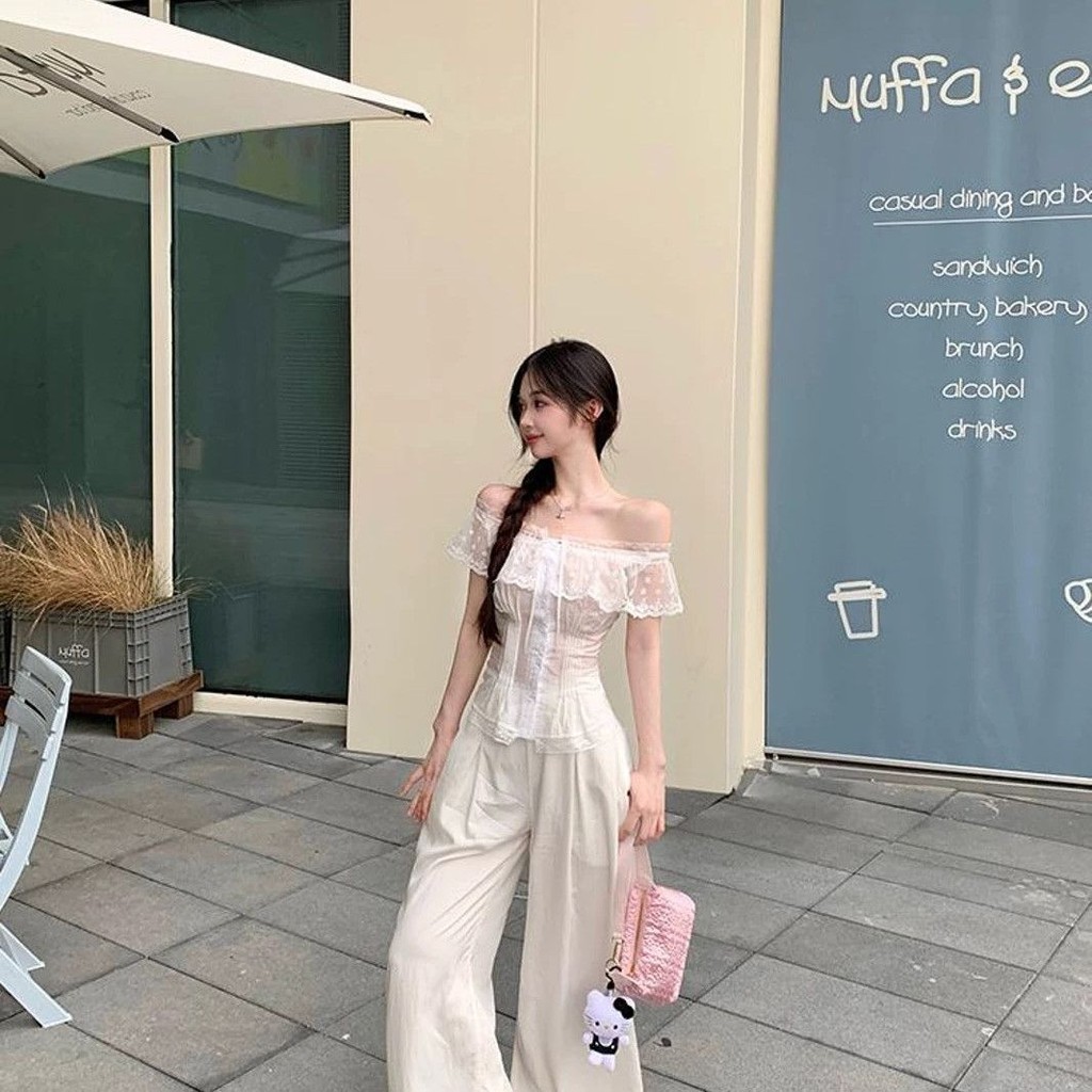 ภาพเพิ่มเติมของ Veewink พร้อมส่งจากกทม เสื้อยืดแขนสั้น สไตล์ใหม่ เสื้อยืดโบว์ลูกไม้สไตล์ฝรั่งเศสผู้หญิง แต่งลูกเล่นด้านหน้าและมีเชือกผูก