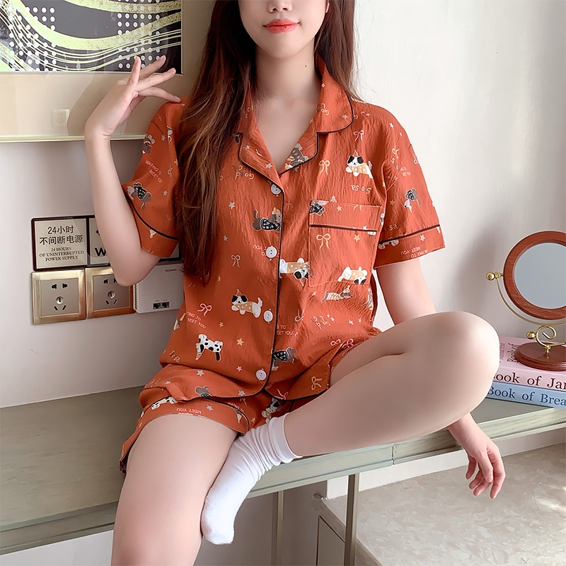 ภาพเพิ่มเติมของ 🔥ผ้าไหมญี่ปุ่น🔥อก 42-50 นิ้ว ไซร์ L-4XL ชุดนอนสไตล์เกาหลี เนื้อผ้าเกรดพีเมี่ยมใส่สบาย แขนสั่น-ขาสั้น พร้อมส่งจากไทย