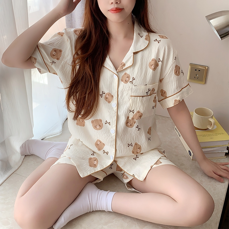 ภาพเพิ่มเติมของ 🔥ผ้าไหมญี่ปุ่น🔥อก 42-50 นิ้ว ไซร์ L-4XL ชุดนอนสไตล์เกาหลี เนื้อผ้าเกรดพีเมี่ยมใส่สบาย แขนสั่น-ขาสั้น พร้อมส่งจากไทย