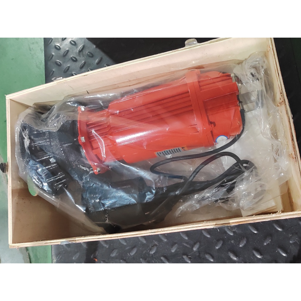 ภาพเพิ่มเติมของ ปั๊มแช่ดูดน้ำเสีย 4 นิ้ว 3/4HP 220V ปั๊มระบายน้ำท่วม ปั๊มจุ่มน้ำเสีย ใบพัดใหญ่ ใช้งานหนัก ไฟ2สาย