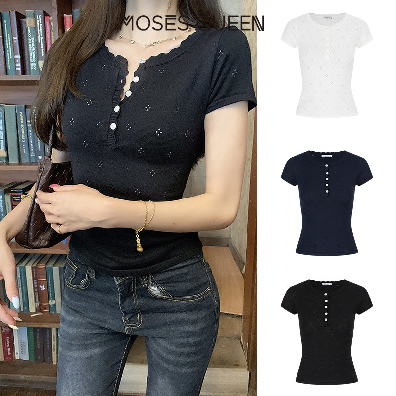 ภาพเพิ่มเติมของ < MOSESQUEEN > A ปกลูกไม้กึ่งเปิดด้านบนแขนสั้นถักทํางานพร้อมสไตล์ดีไซน์เฉพาะและดีไซน์เฉพาะกลุ่ม #69067